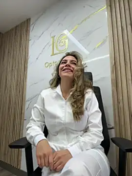 alicee16 webcam show