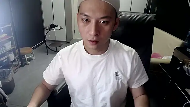 yichen008 Show Webcam