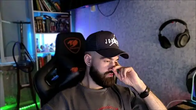 _Serious_Man Show Webcam