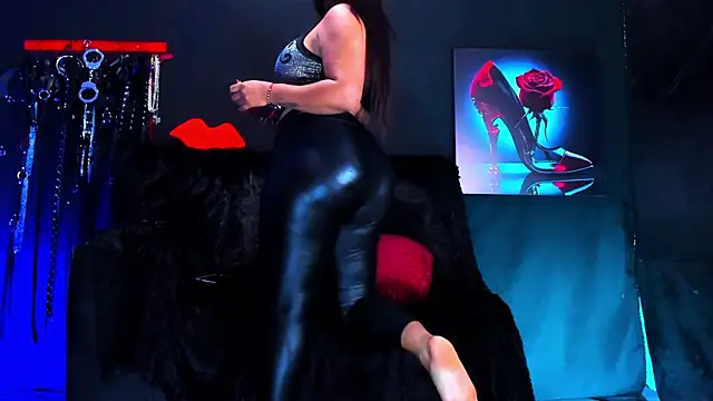 SharoonStone live XXX chat
