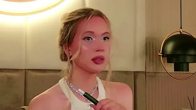 Beckie_White XXX чат на живо