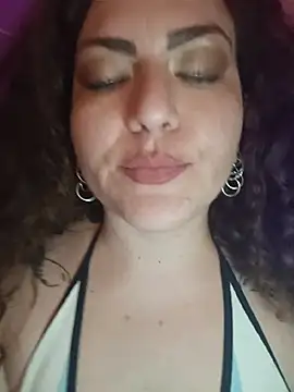 Chat XXX en directo de Bambol_yna