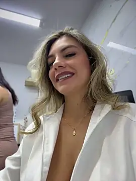 alicee16 Chat XXX in diretta