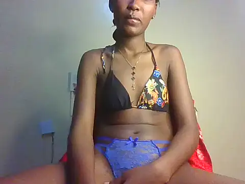 Smiley_babe Adlı Modelin Canlı XXX Sohbeti