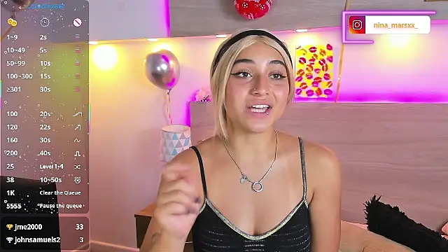 Nina-Mars Adlı Modelin Canlı XXX Sohbeti