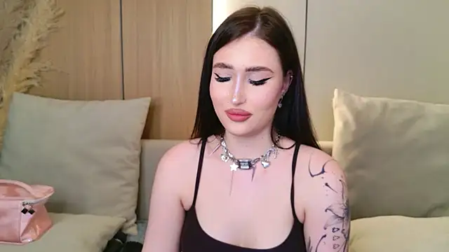 צ'אט XXX בשידור חי של EmmaLawrens