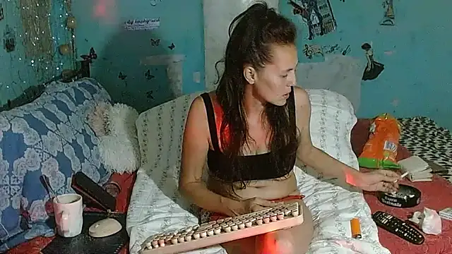 brighteyes77's Live XXX Chat