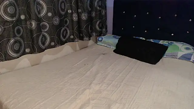 Chat XXX Live ANGELIQUE_KLANE