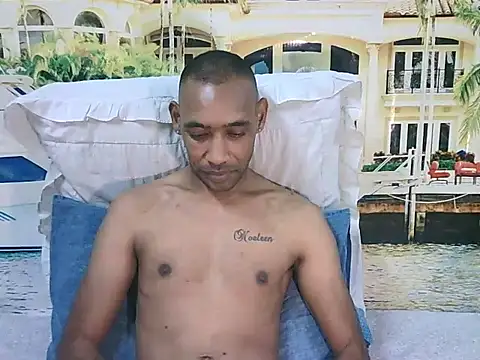 Chat XXX en directo de IndianMagicMike