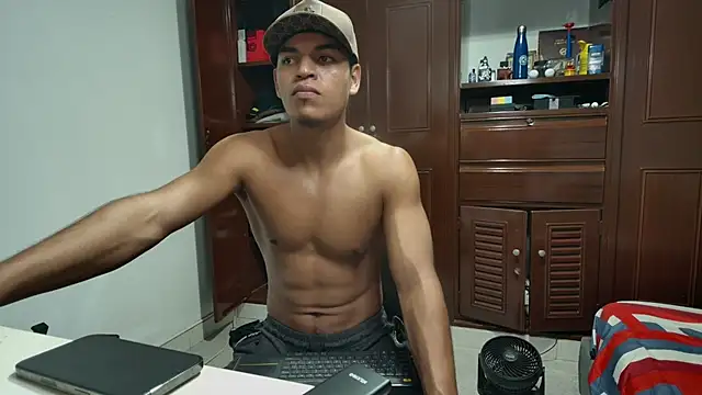 Jhon_wich XXX чат на живо