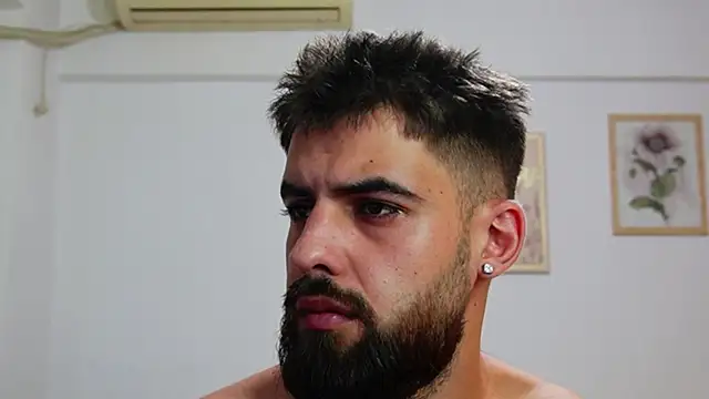 HairyRobxxxのライブXXXチャット