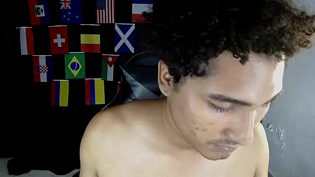 skart_bigcock 即時 XXX 聊天