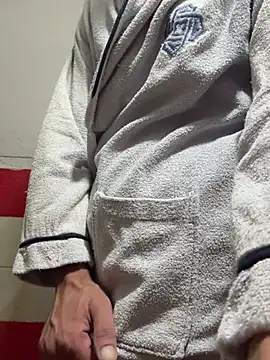 yanlizkurt01 Adlı Modelin Canlı XXX Sohbeti