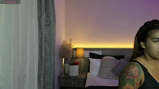 ZarahFoxx Live XXX-chat