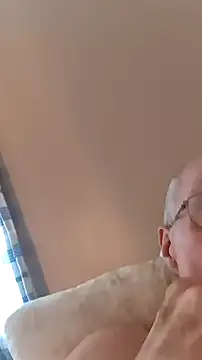 Joeyw57 live XXX chat
