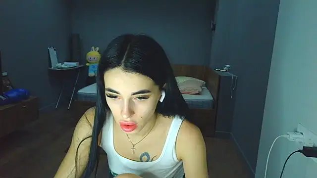 Chat +18 de natali_elfie ao vivo