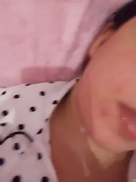 Beerrry Adlı Modelin Canlı XXX Sohbeti