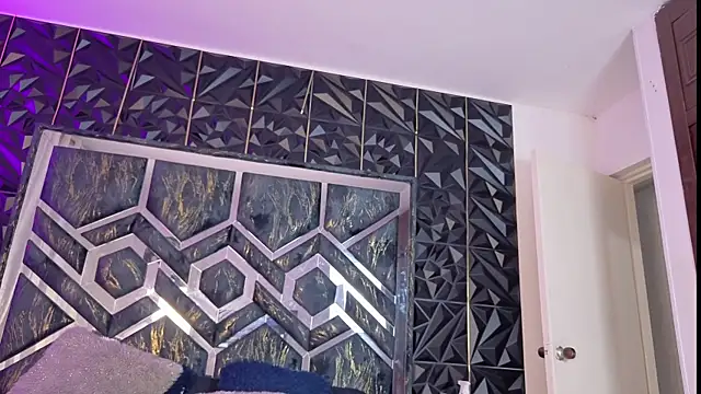 Chat +18 de SamiiBigAss ao vivo