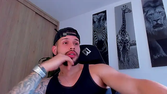 Santos_ramirez1 – Naživo XXX chat