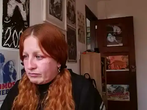 ViioletaMora Adlı Modelin Canlı XXX Sohbeti