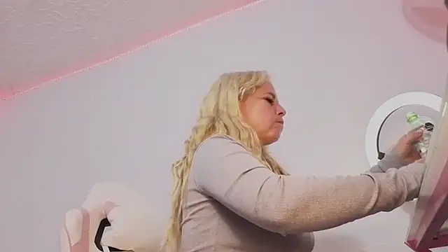 HannaBrave's Live XXX Chat