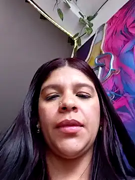 Layla-daring's Live XXX Chat