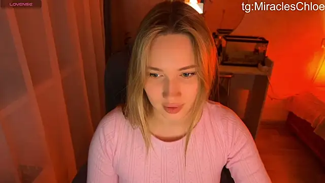 Chat XXX en directo de ChloeMillerMeow