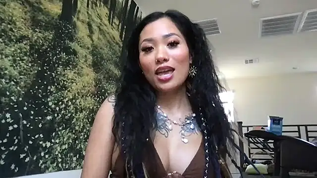 maciixbby Adlı Modelin Canlı XXX Sohbeti