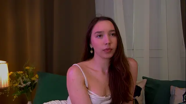 Suzaneey's Live XXX Chat