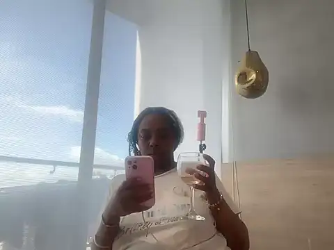 Chat XXX en directo de ChocolateCakeQueen