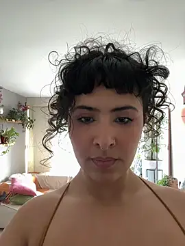 Chat +18 de SugarTroubl33 ao vivo