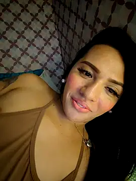 Yourbabyshane Live XXX-chat