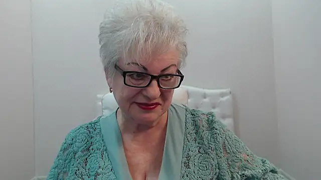 KayleSmoll Chat XXX live