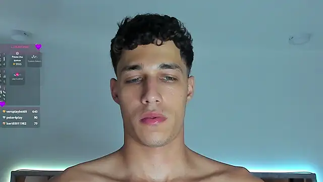 orionblaze69_: онлайн-секс-чат