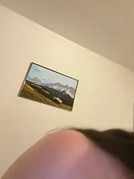 EllyNora Chat XXX live