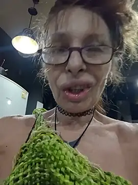 FrozenWaffle's Live XXX Chat