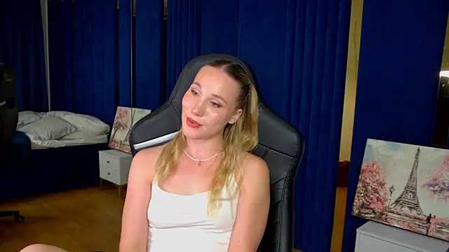Chatroom XXX en direct de ElaraVoltage