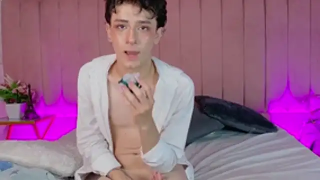 XXX chat uživo modela Leo_Williamss