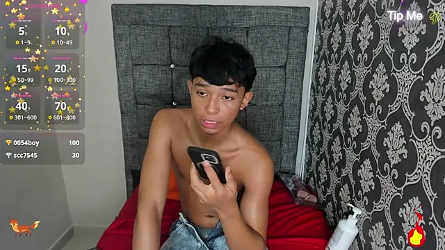 Little_Twink19x 现场XXX聊天