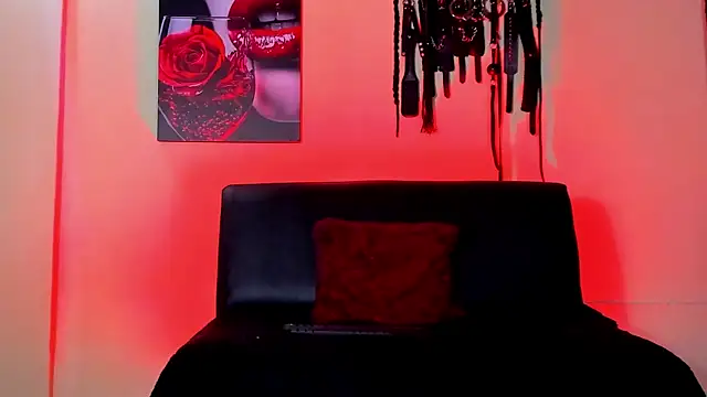 Онлайн чат XXX JadeStones