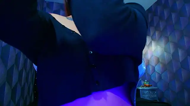 Chat +18 de LiaHarryis ao vivo