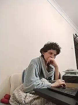 Amy01112 Chat XXX in diretta