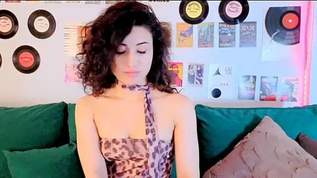 Maya_Rogerss Chat XXX live