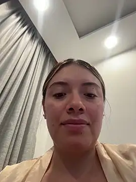Chat +18 de valery_mora ao vivo