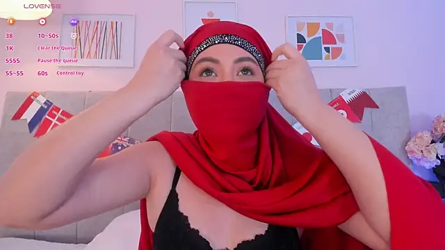 fatiima_ élő XXX-chatje