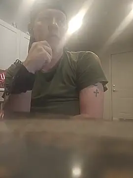 yourMasterisBored's Live XXX Chat