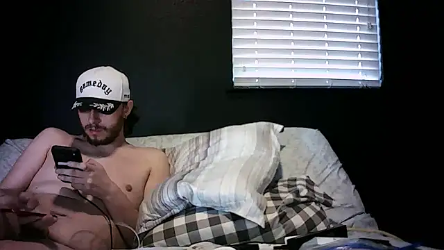 Chat XXX en directo de Mikecloudyhawk
