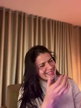 Chat +18 de Zandrina ao vivo