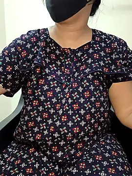 Chat +18 de spasyQueen69 ao vivo