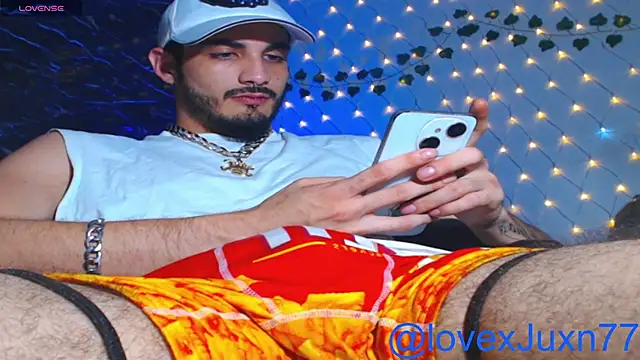 Show de webcam de LovexJuxn77